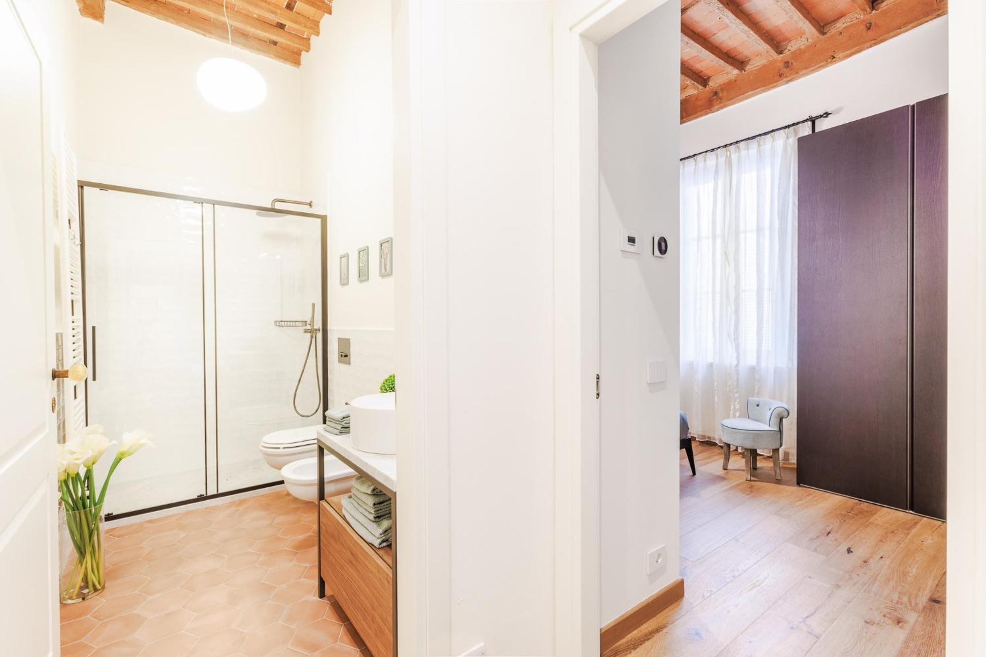 Apartment Lunavi House In Lucca